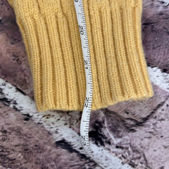 LLBean Mens Cable Knit Sweater Yellow Lambswool Blend XL Regular - Picture 10 of 11